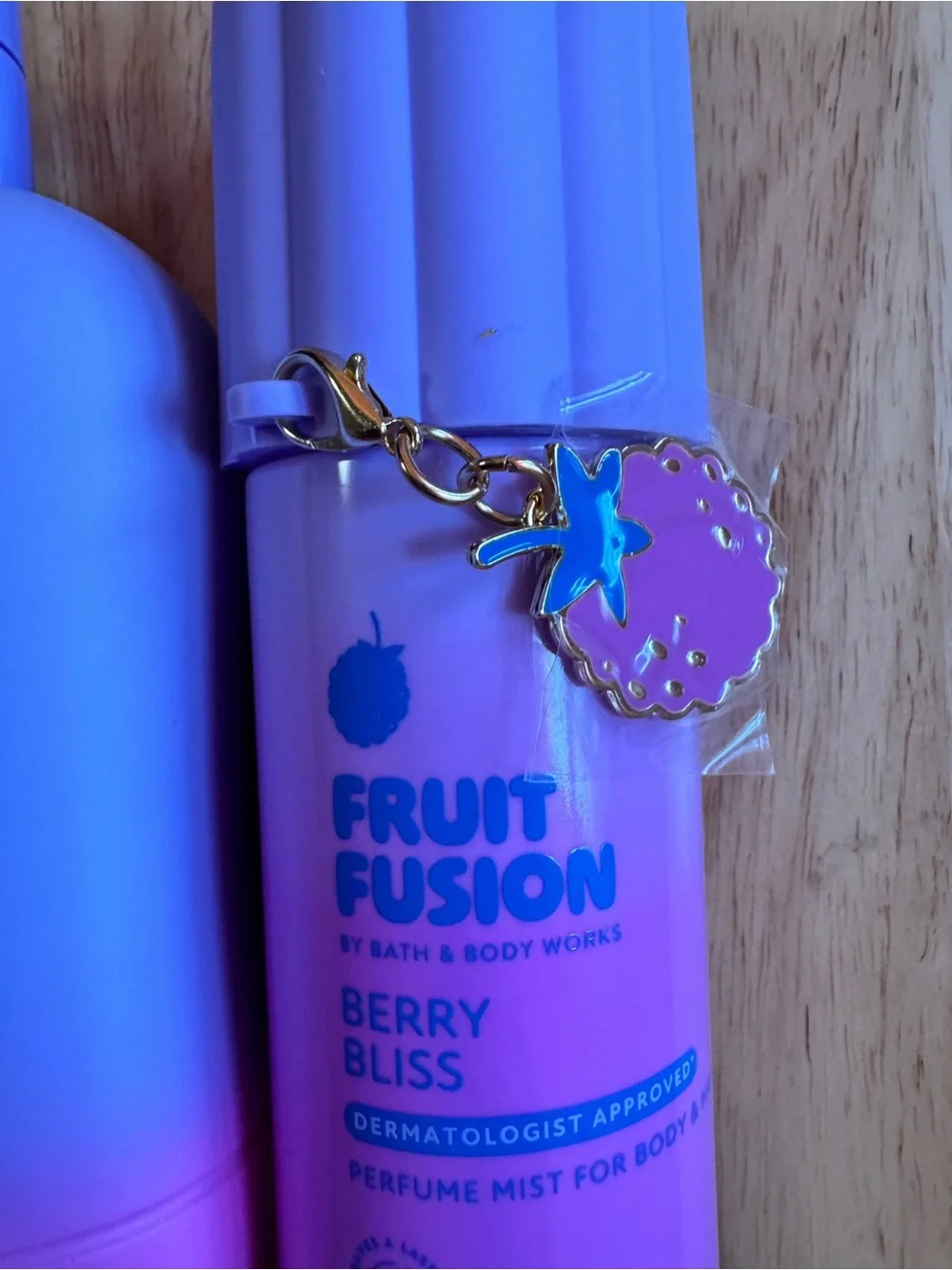 Bath & Body Works Fruit Fusion Berry Bliss All Day Moisture Body Wash - Purple